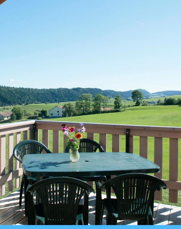 Chalets De Tremontagne 3 Etoiles Nanchez Экстерьер фото