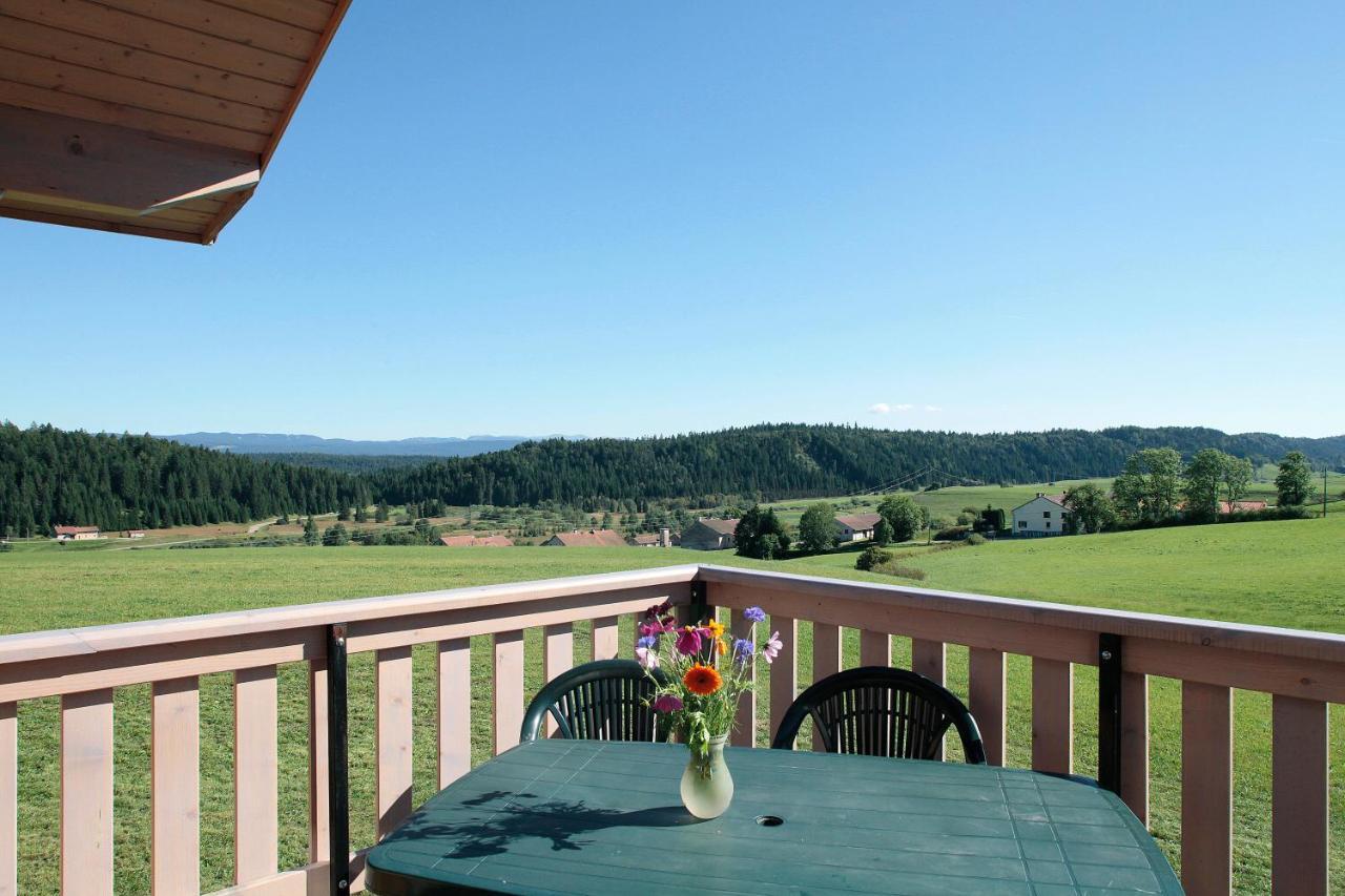Chalets De Tremontagne 3 Etoiles Nanchez Экстерьер фото